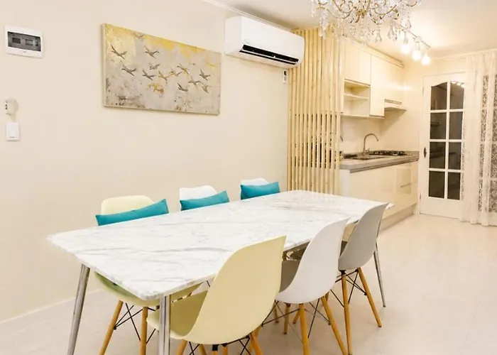 Apartment 강남 중심 3room빌라 9호선 2호선 코엑스 Ut-seolleung A *